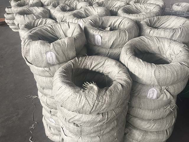 سلك السقالات 13