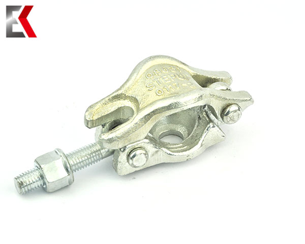 مقرنة نصف دوارة 