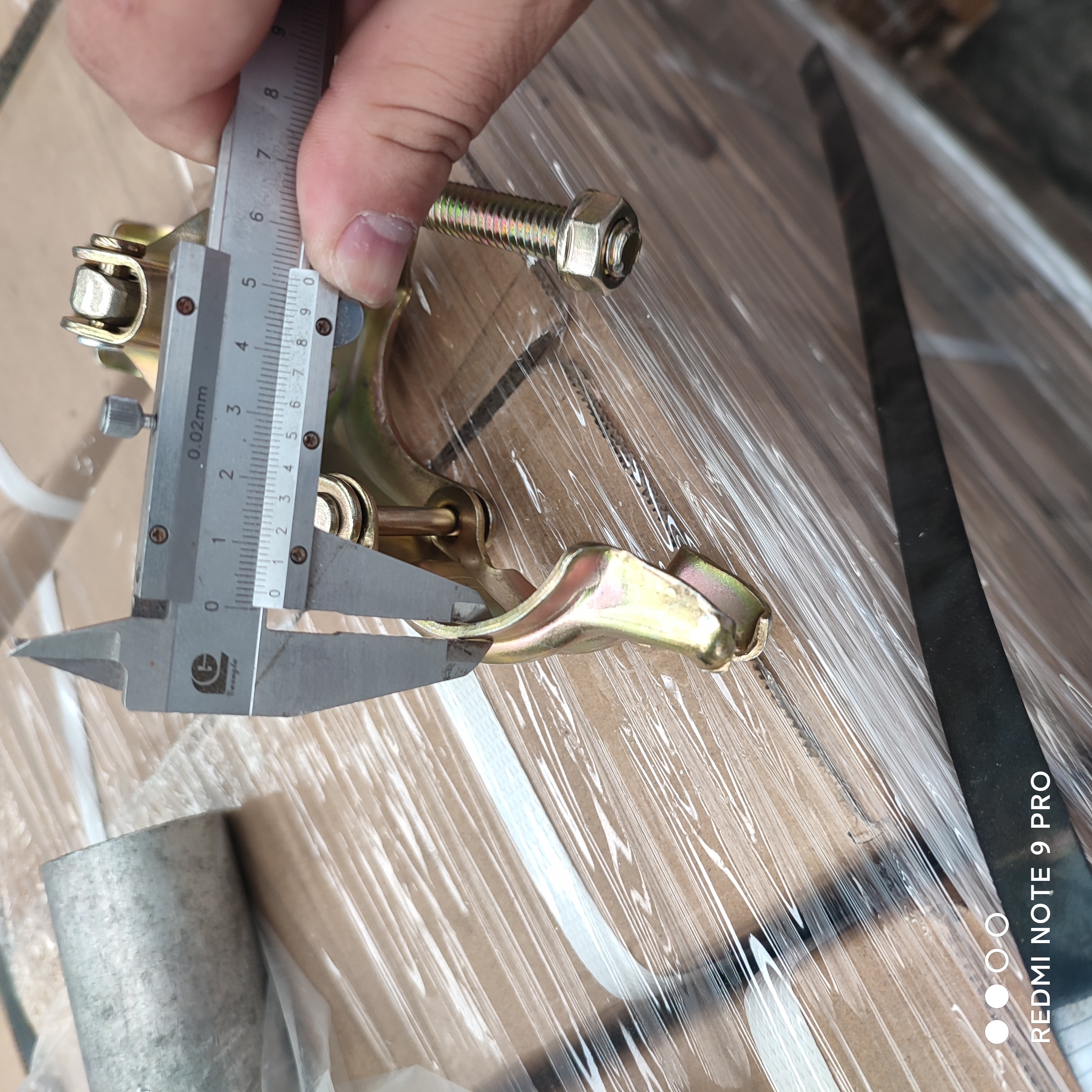 مقرنة دوارة مضغوطة 