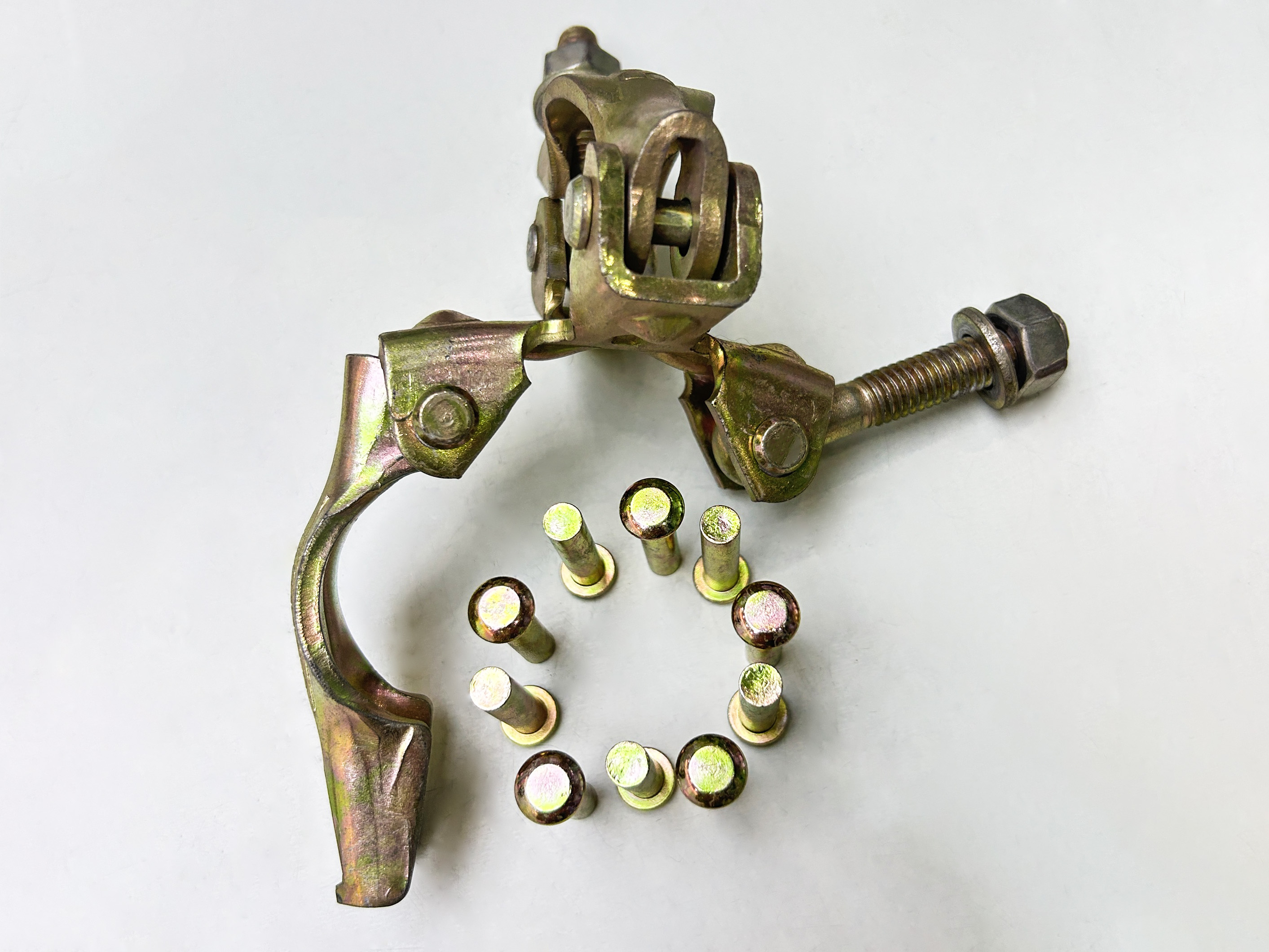 مقرنة مزدوجة مضغوطة