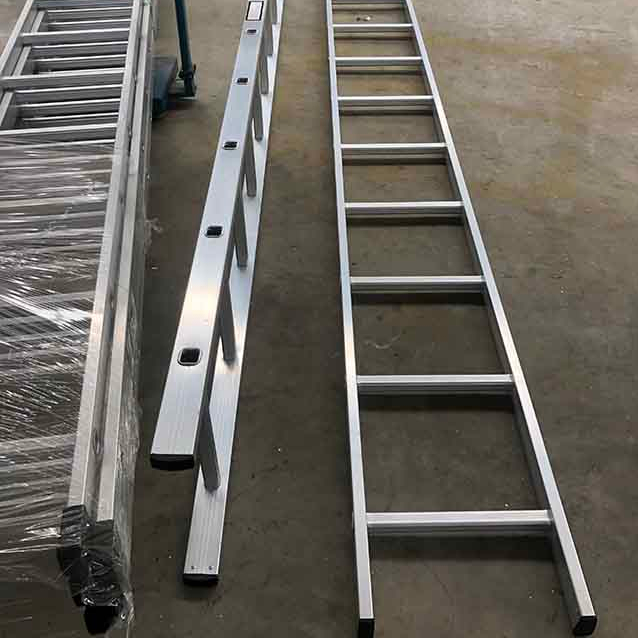 BS SCAFFOLDING SCAFFOLDING SATDER STALL