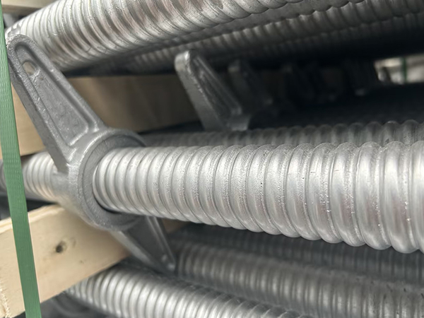 مقبض الجوز ومقبس القاعدة