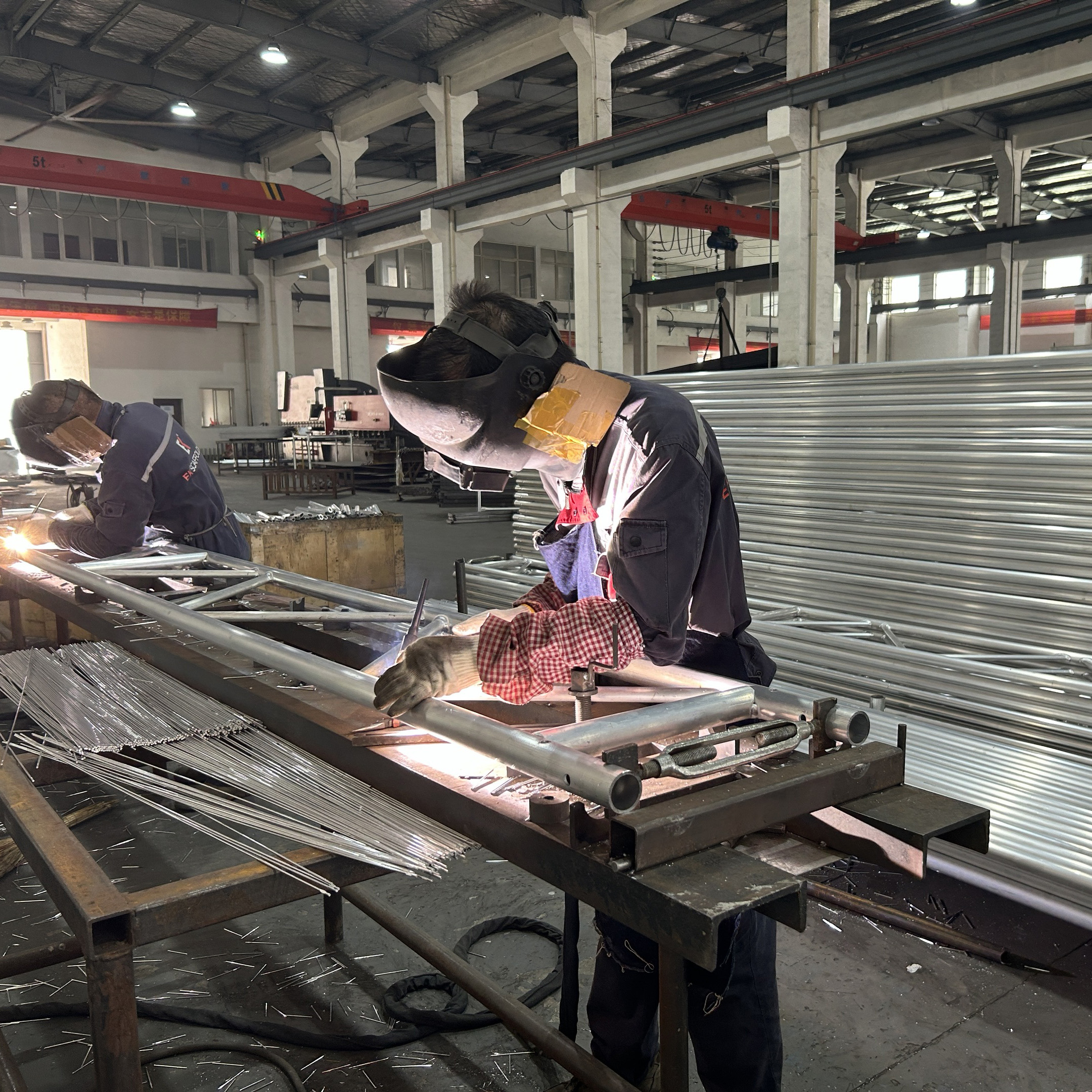 شعاع الشبكة الألومنيوم