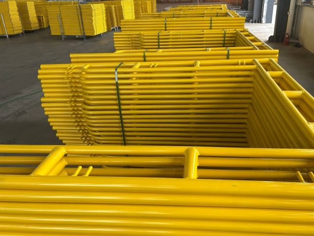 المشي من خلال إطار