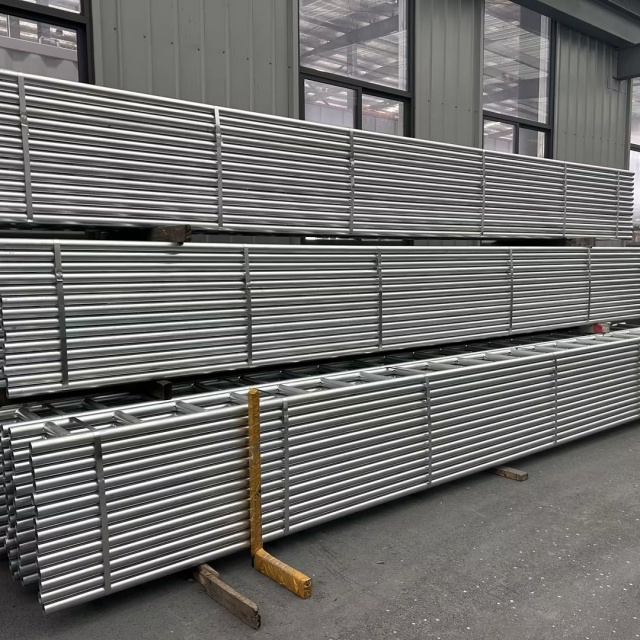 شعاع سلم فولاذي 6 م