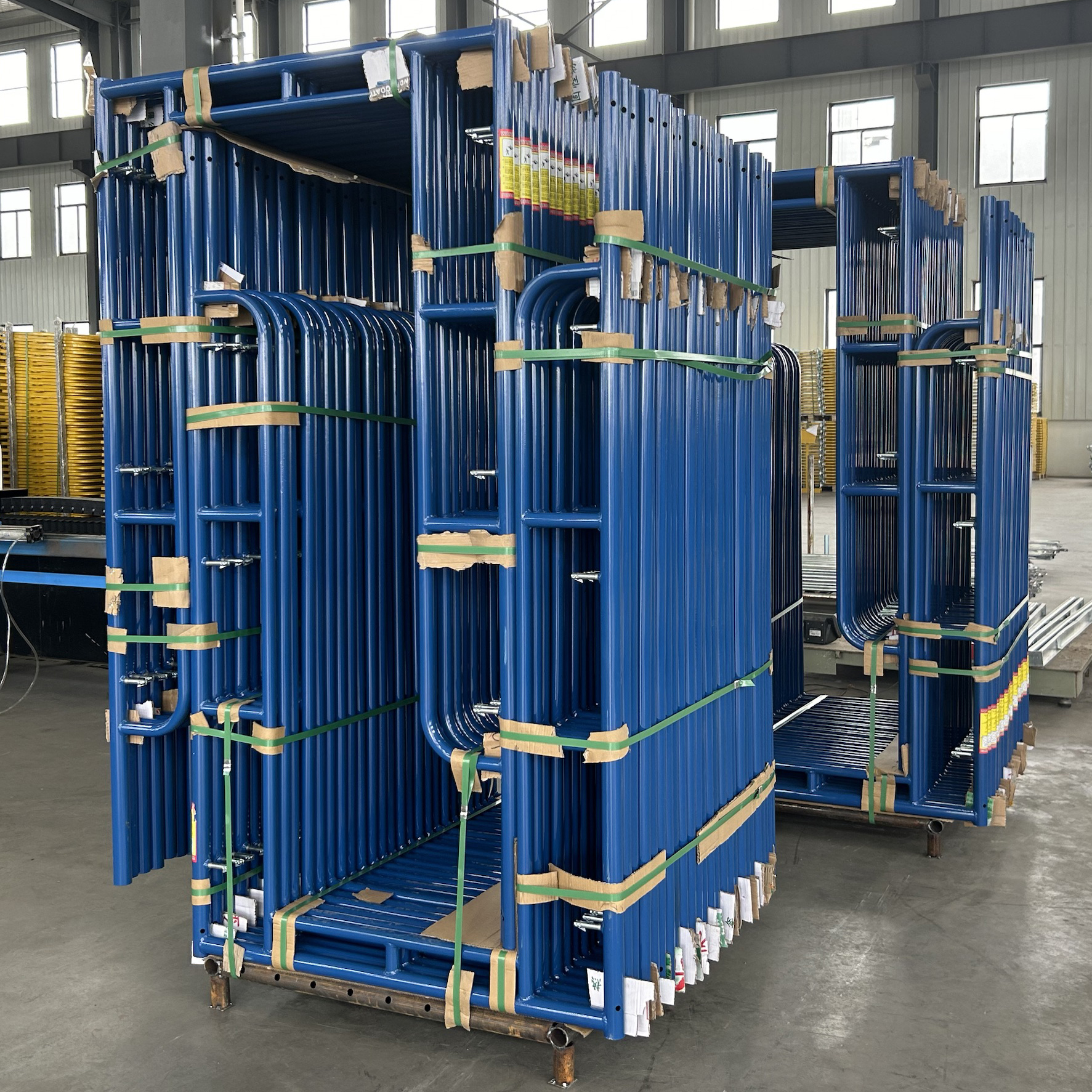 المشي من خلال السقالات