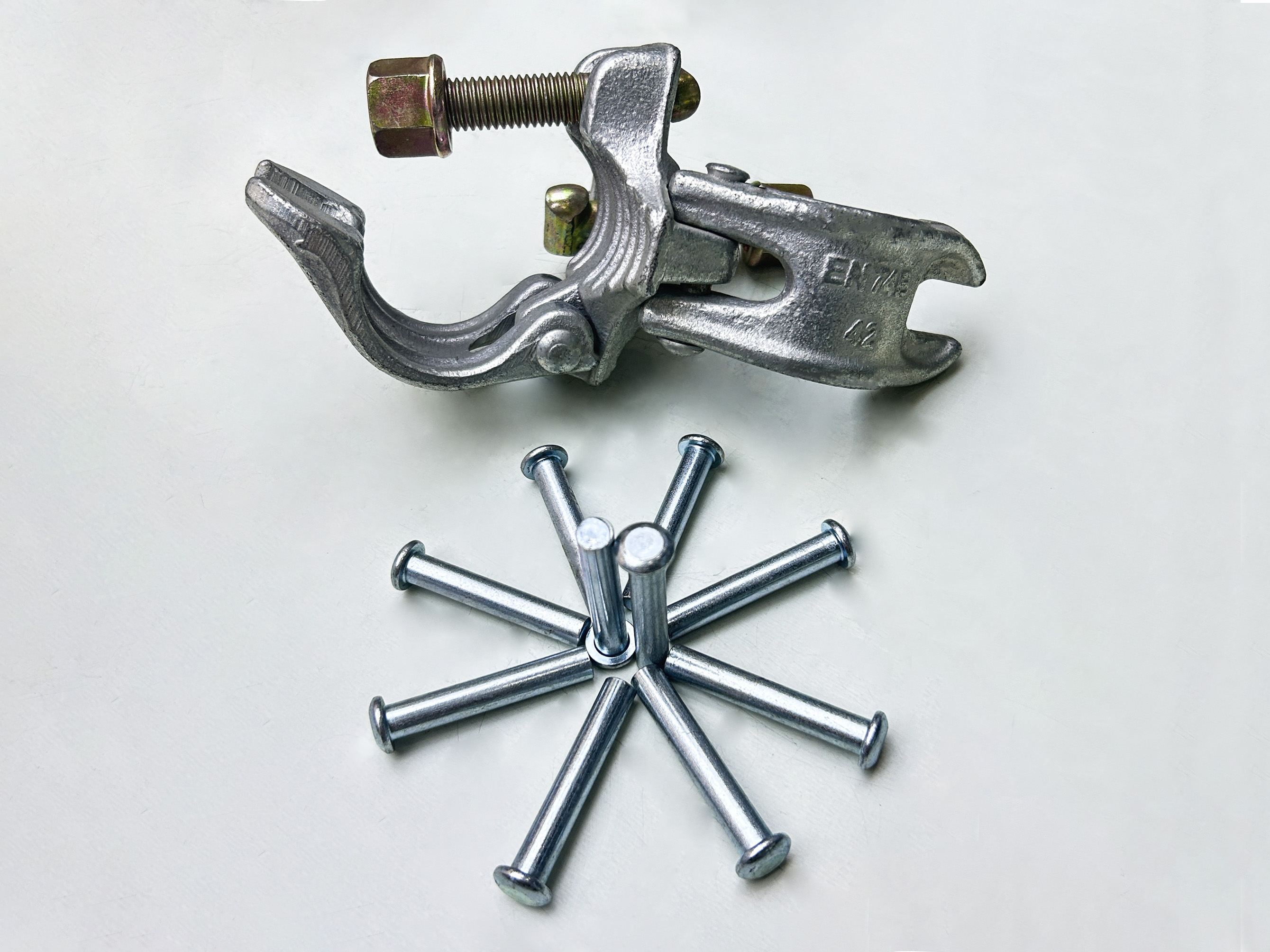 مقرنة مزدوجة 