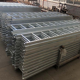 سقالة قرد خطوات سلم مجلفن