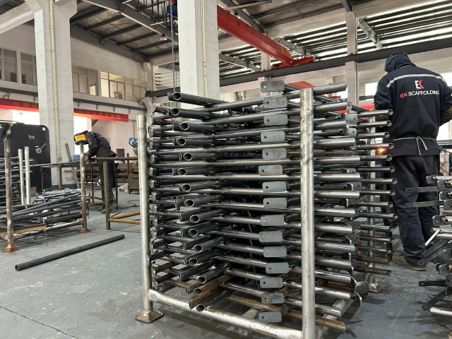 ترايبود ترايبود prop