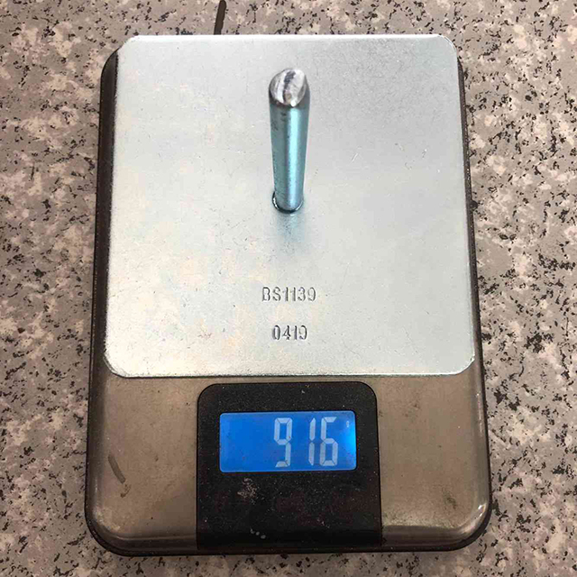 قاعدة فولاذية لوحة 