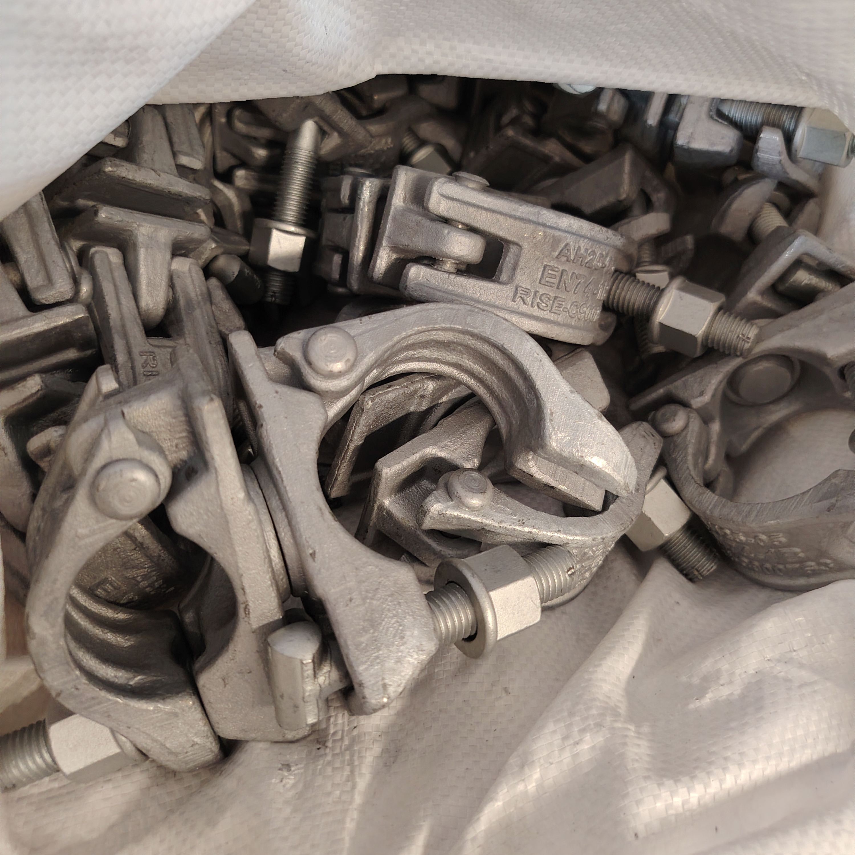 مقرنة دوارة KV 49 X 49 مشبك سقالات ذو شكل خاص