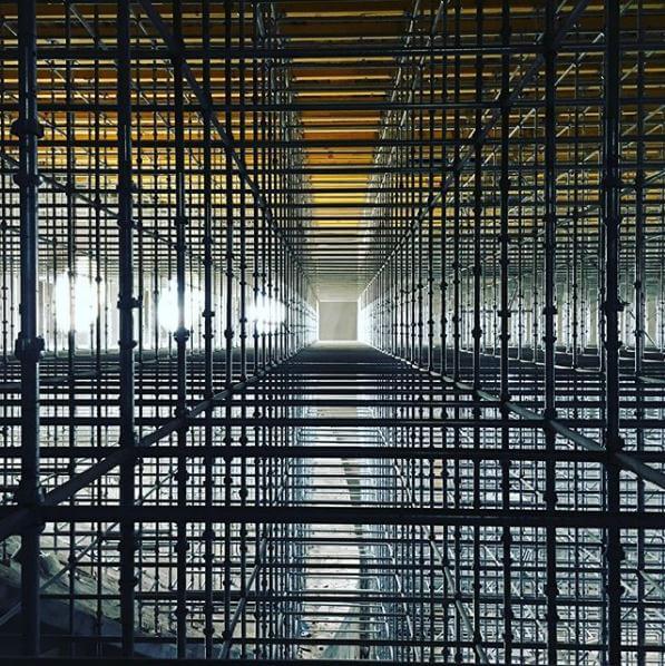 المباني الشاهقة