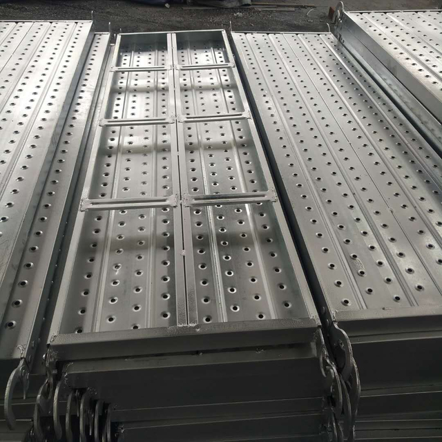 BS1139 ألواح ربط السقالات المجلفنة للبناء