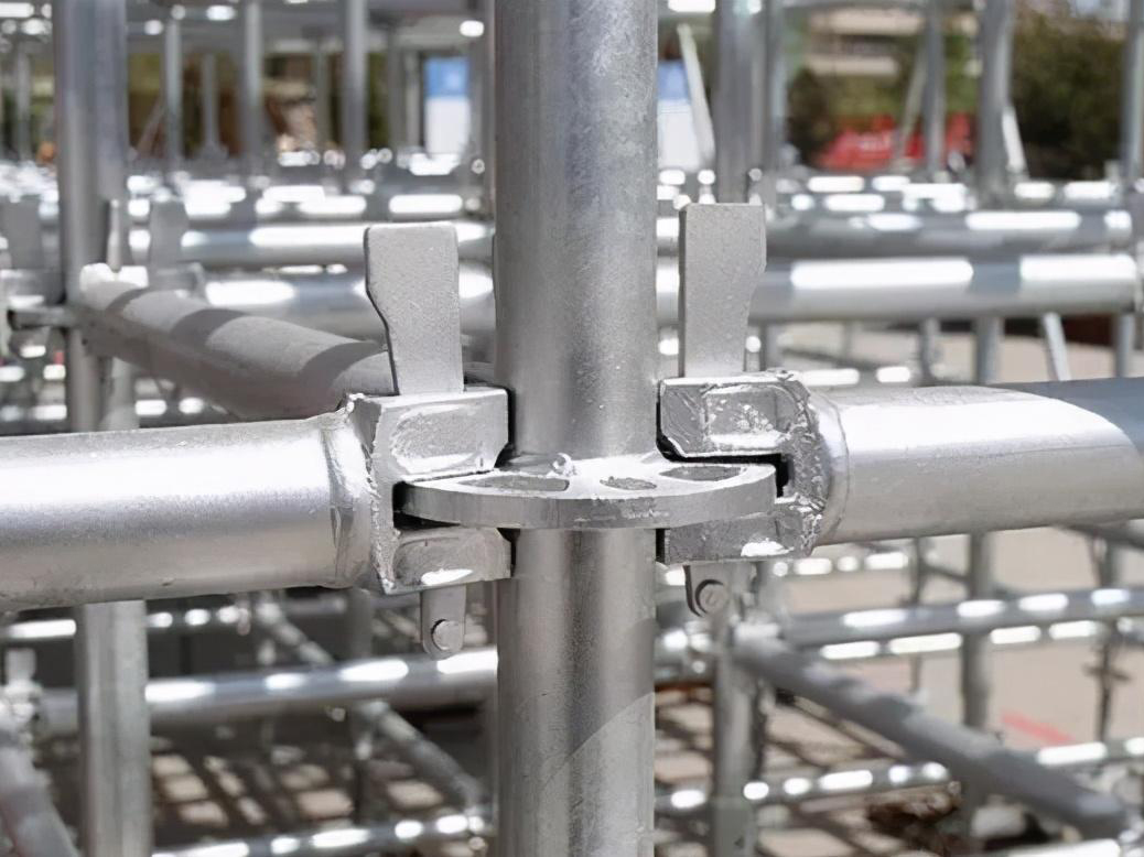 عملية بناء نظام SCAFFOLDING Ringlock والنقاط الرئيسية