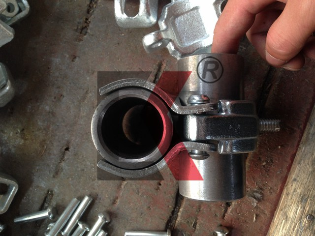 سقالة مضغوطة قرن الاكتئاب الطلاء Zince Color Scaffold Clamp للبيع