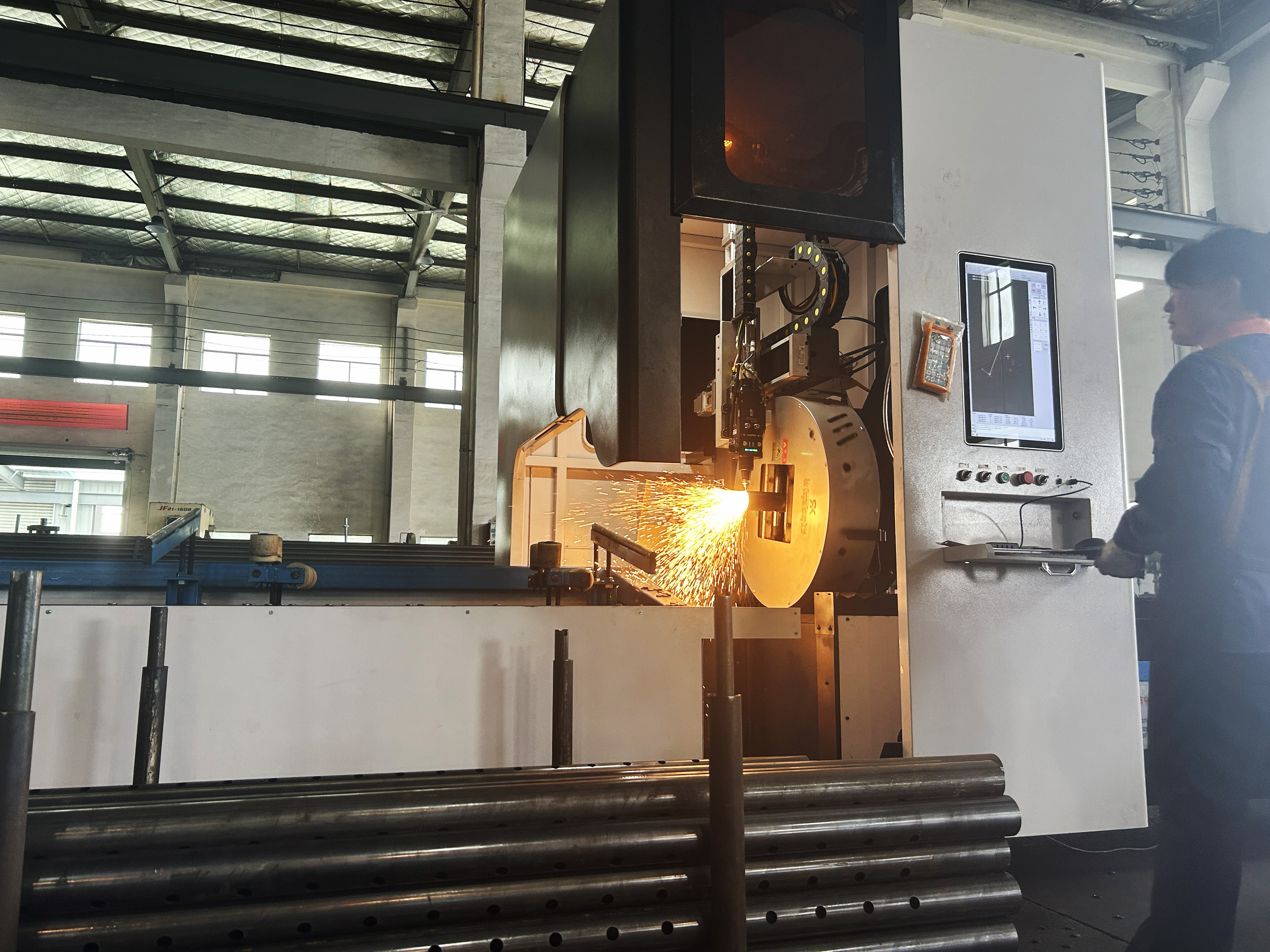 الدعائم الفولاذية القابلة للتعديل 