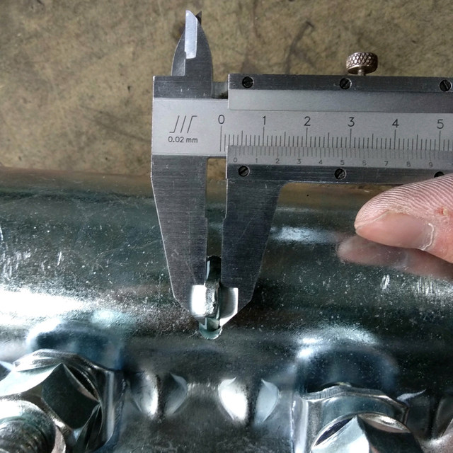 سقالة الأكمام مقرنة