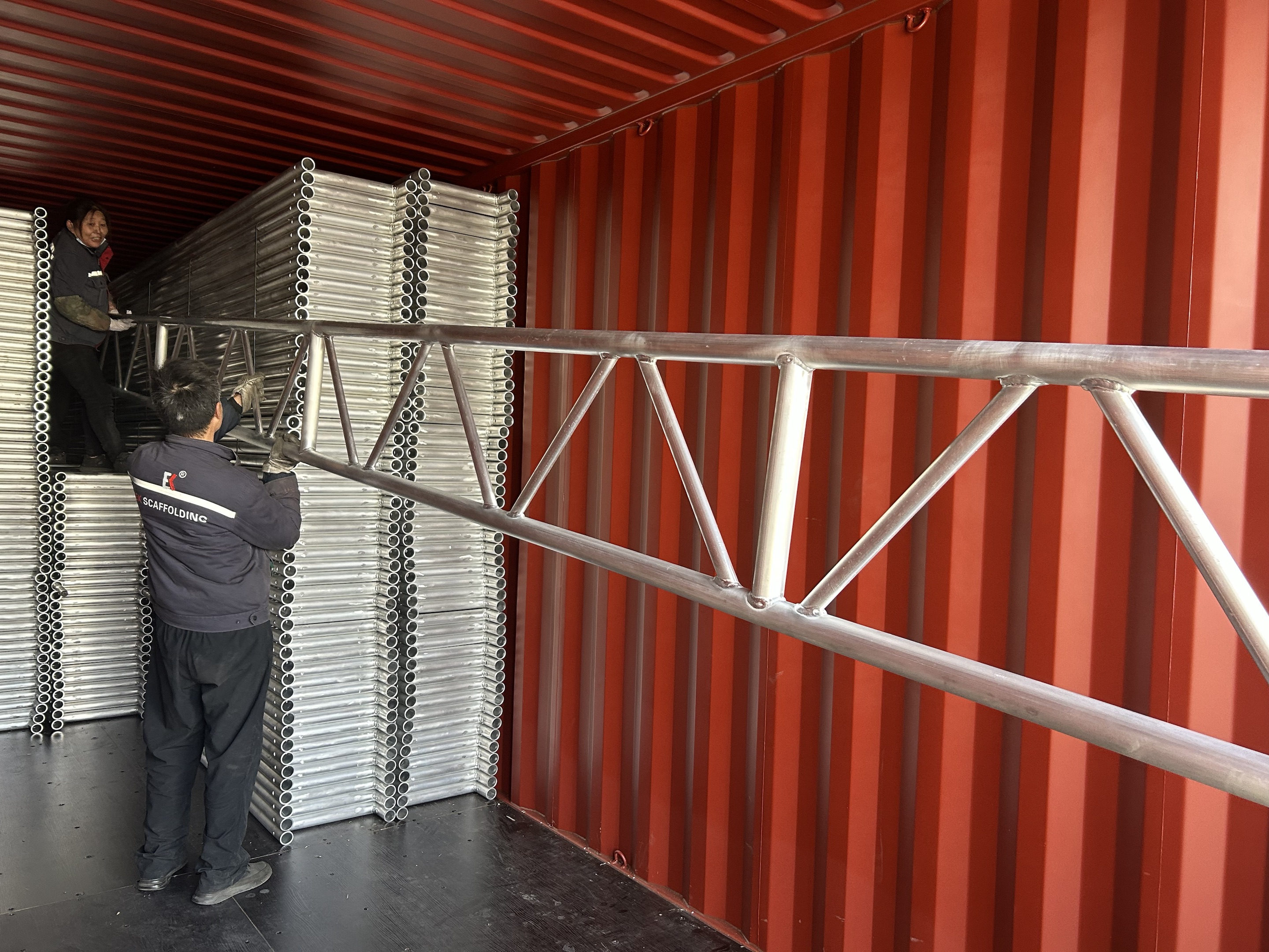 سقالة شعرية شعاع الشحن 