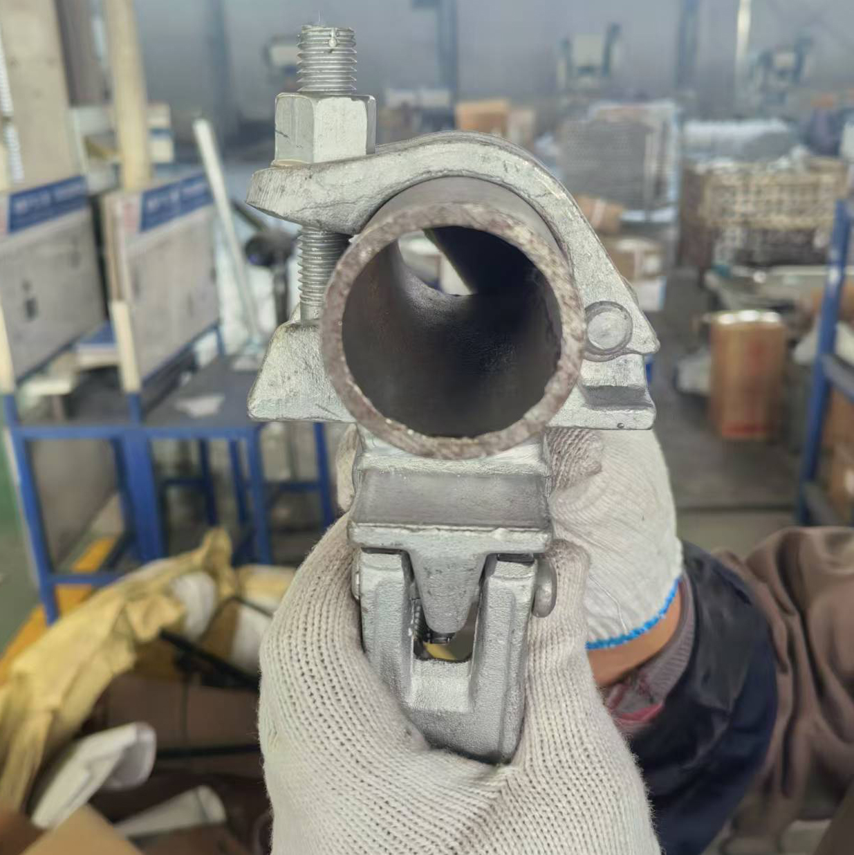 مقرنة مزدوجة 60 × 60 مشبك سقالات على شكل خاص