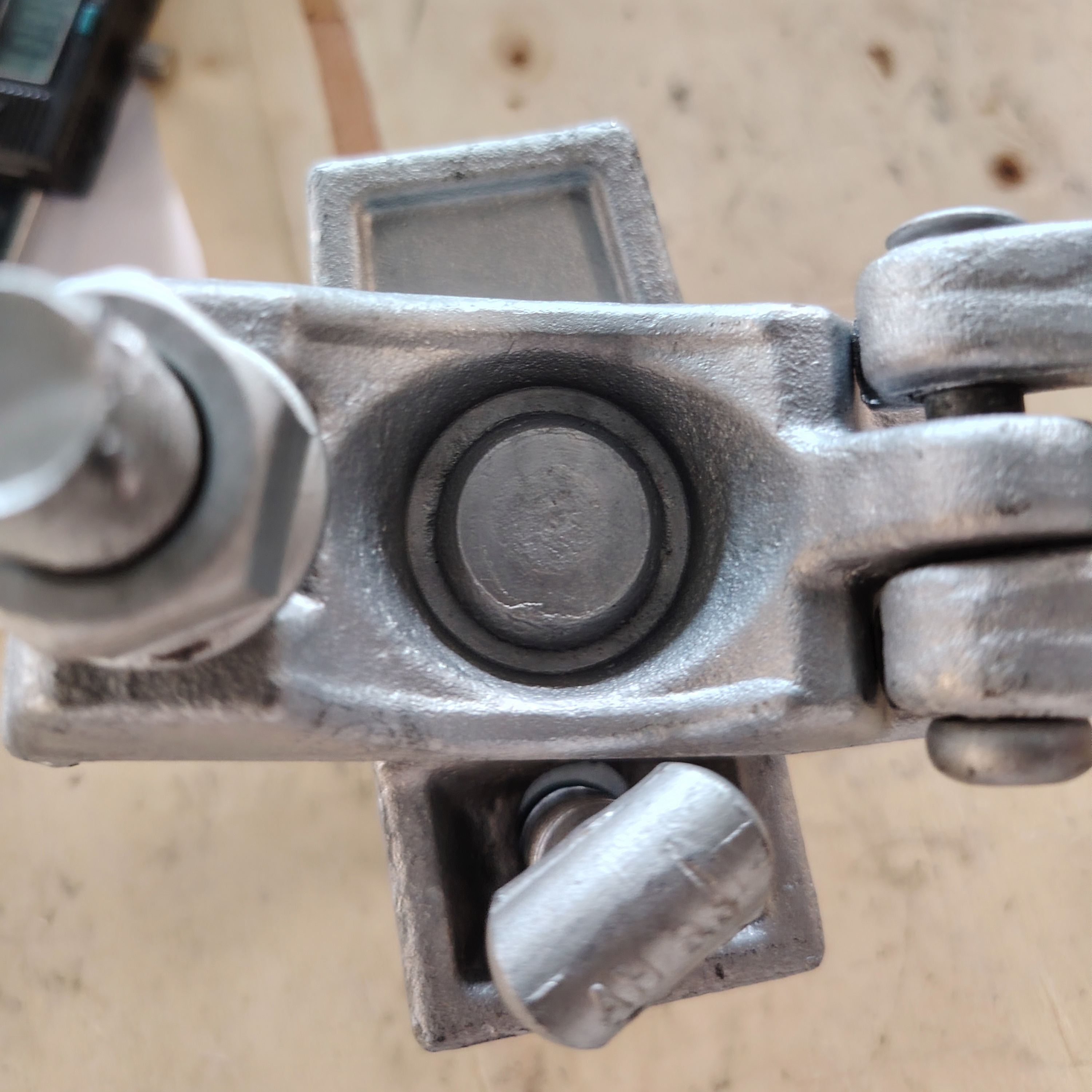 مقرنة دوارة KV 49 X 49 مشبك سقالات ذو شكل خاص