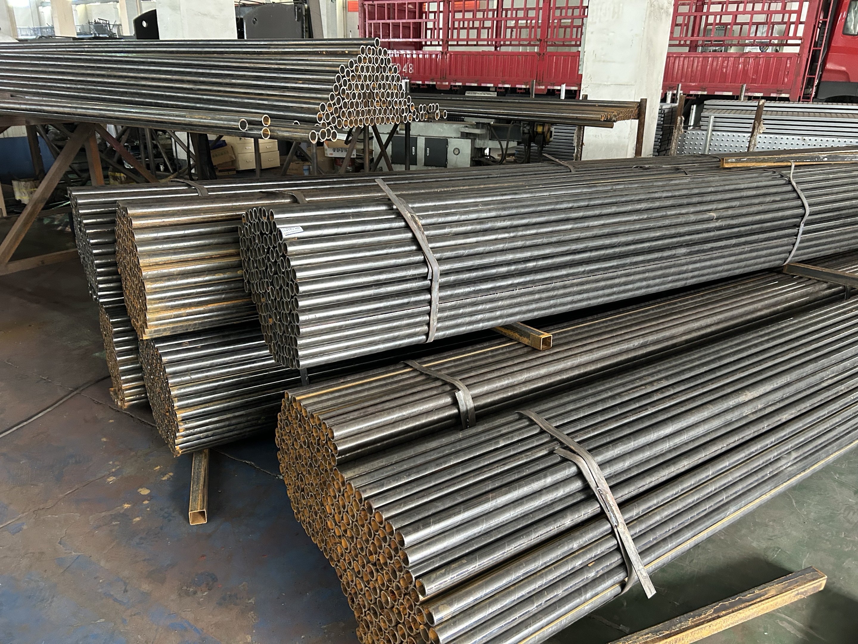 أنابيب الصلب 