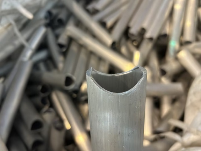 شعاع الومنيوم شعاع 