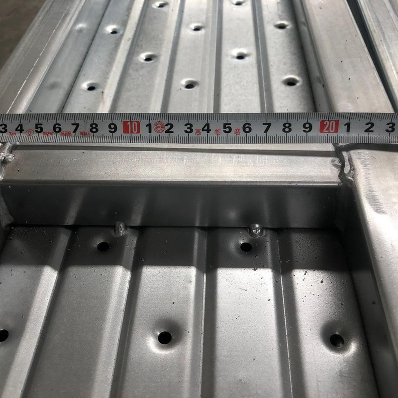 240mm مغلقة BS1139 لوحات المشي Scaffolding