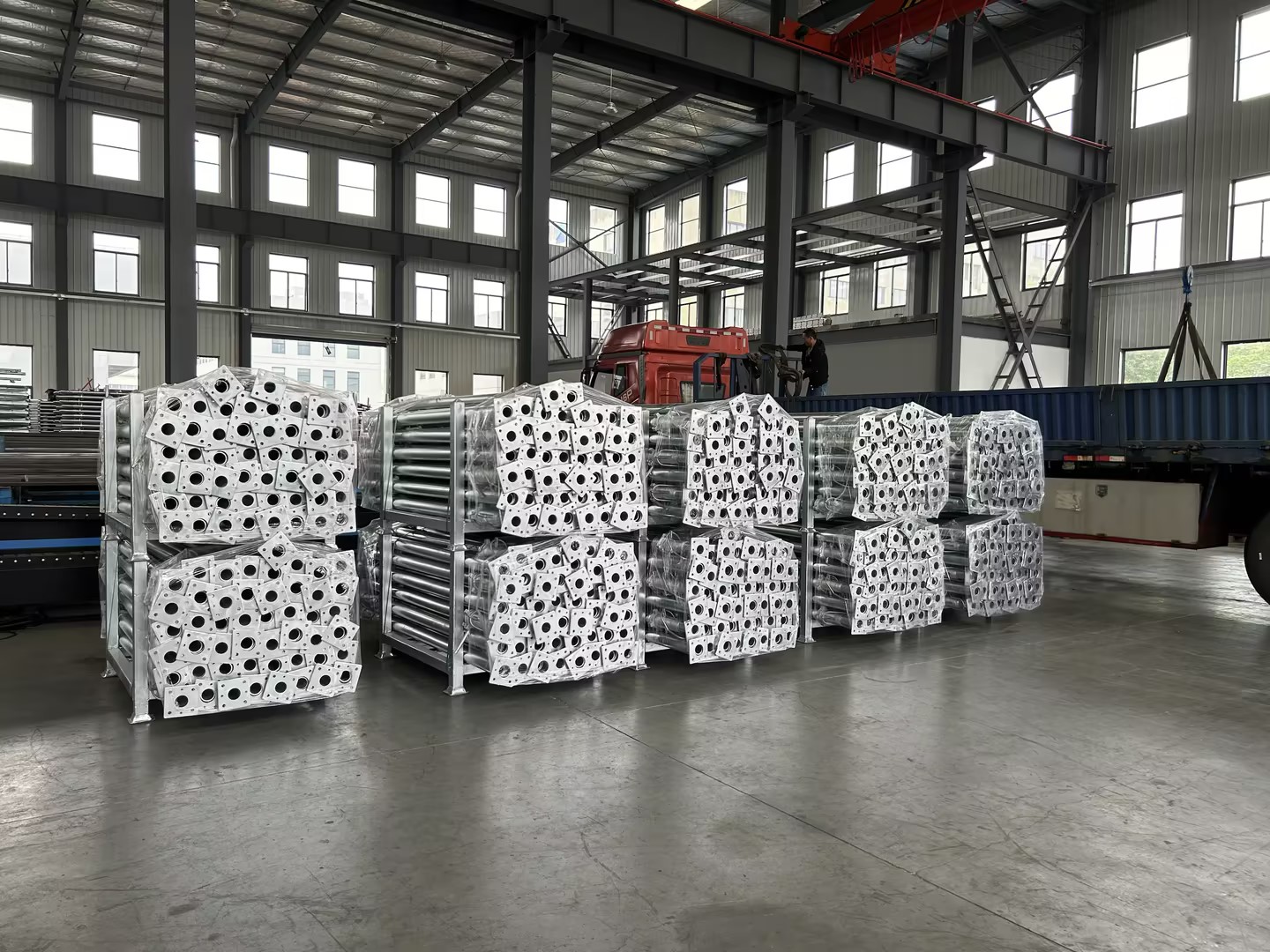 الدعائم السقالات 