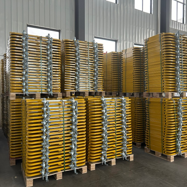 بوابة السقالات