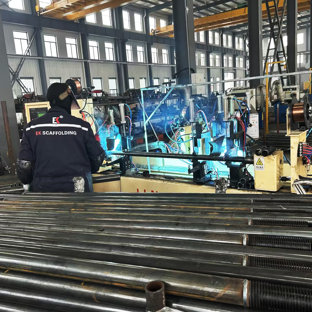 الدعائم الصلب