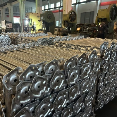 مقابس تسوية السقالات المجوفة