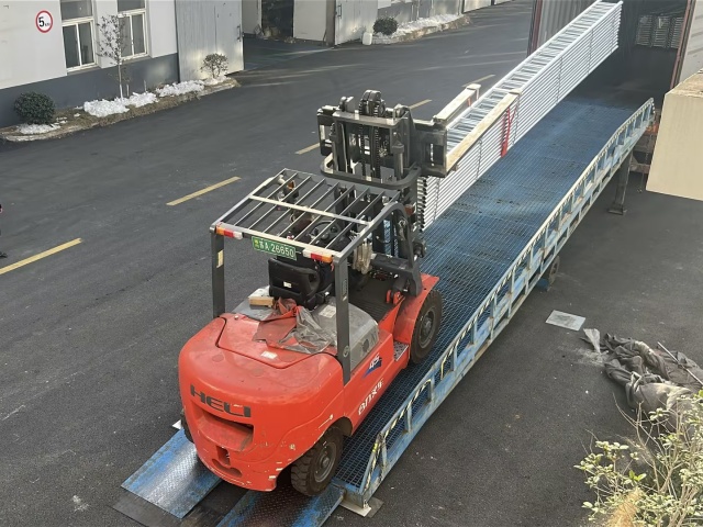 شعاع سلم فولاذي 